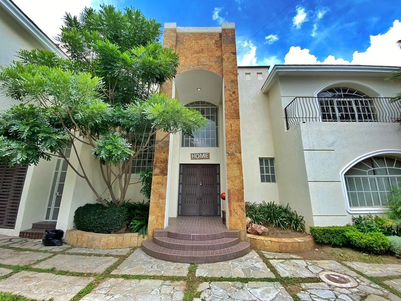 CASA EN VENTA EN SANTA ANITA $7,950,000MXN