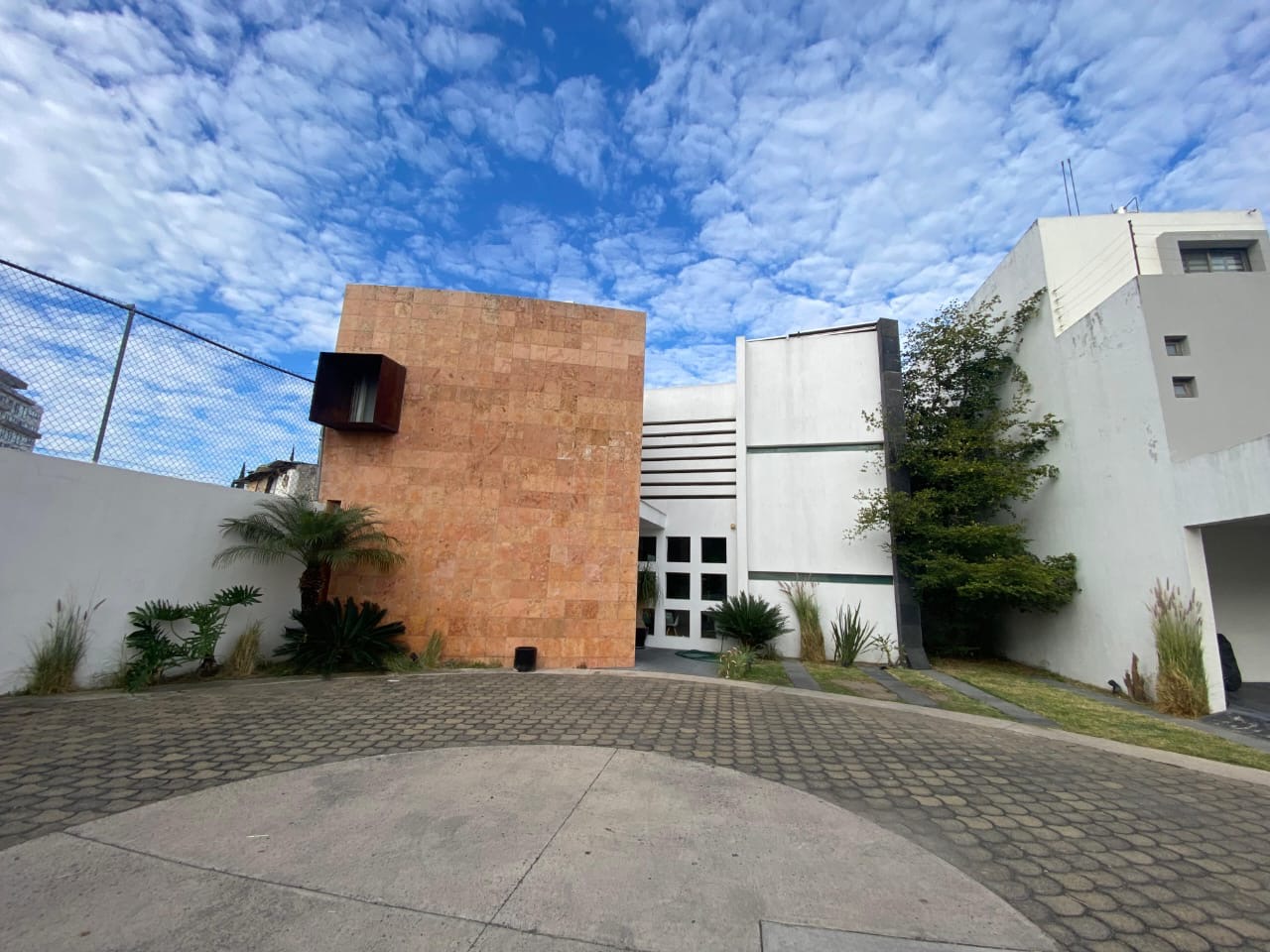 Casa en venta ciudad granja – condominio el pedregal $8,850,000MXN