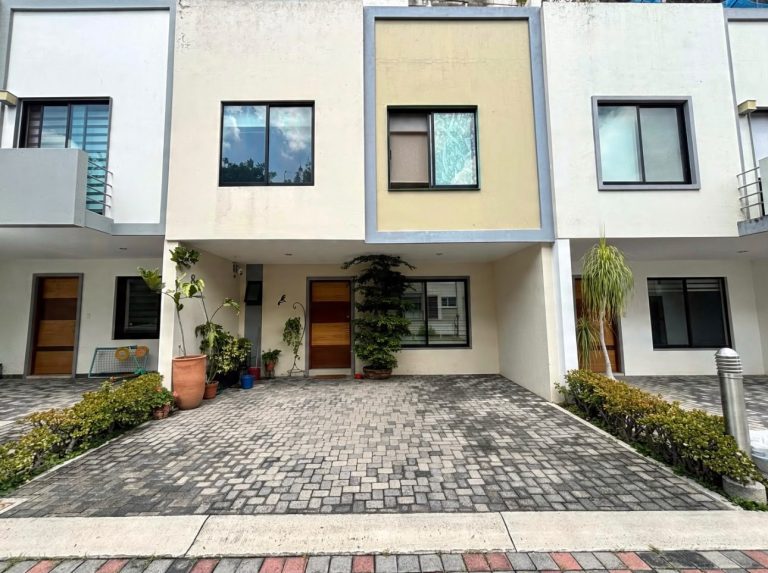 Casa en venta dentro de coto colonia americana $6,750,000MXN